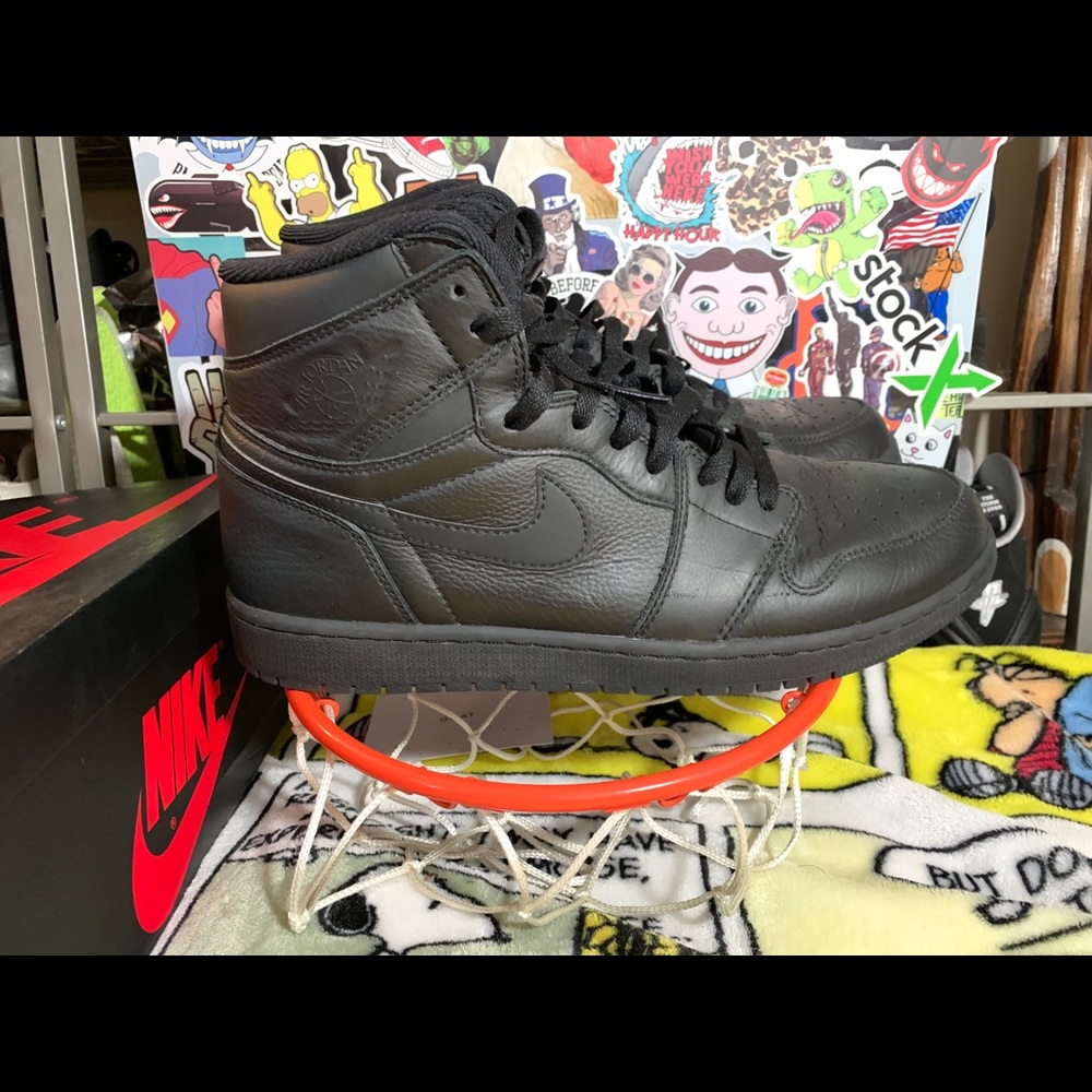 Air Jordan 1 High “Premium Essentials”